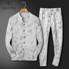 Valentino sets